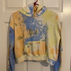 Tie dye cropped sweatshirt